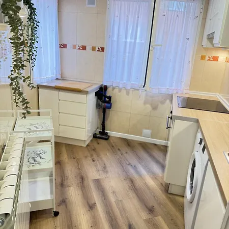 Apartment Manurodri